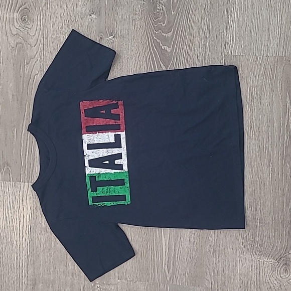 3/$8 tshrit - Picture 1 of 2